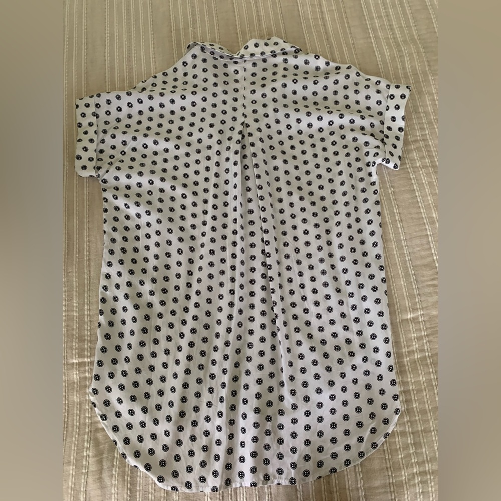 Button down blouse. - Picture 3 of 3